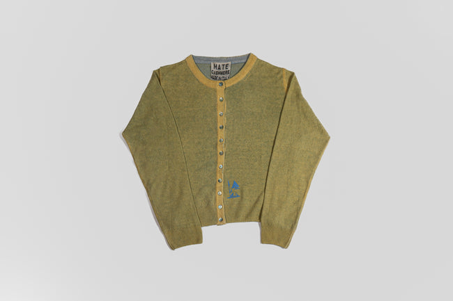 Cardigan spray