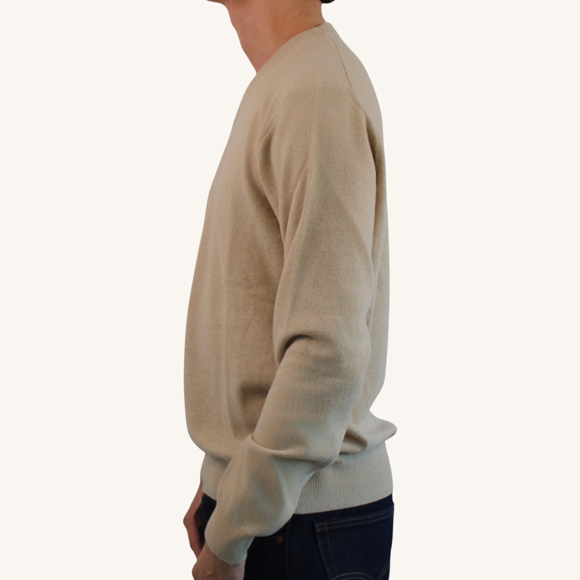 V-neck cashmere sweater