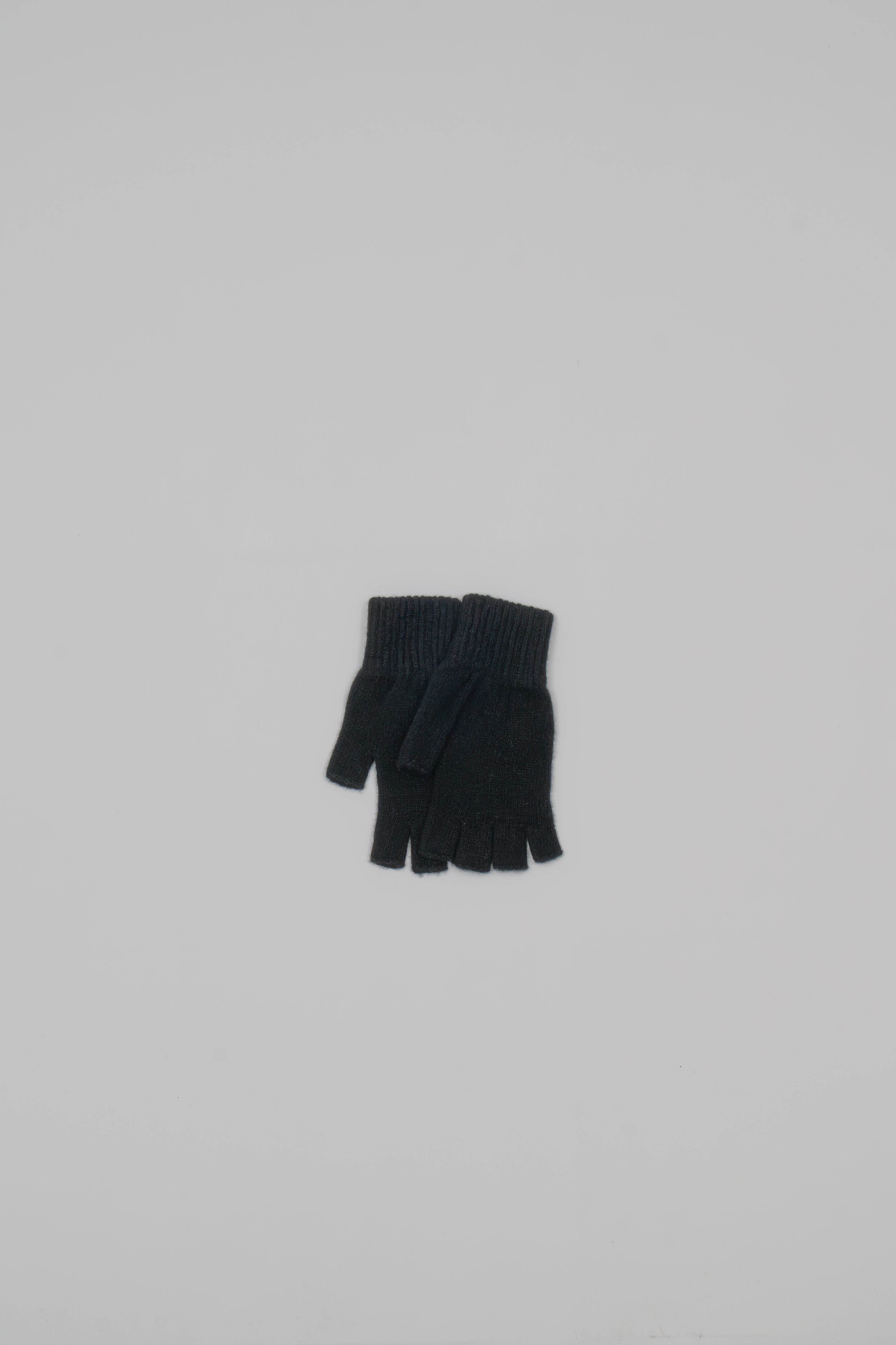 Fingerless gloves
