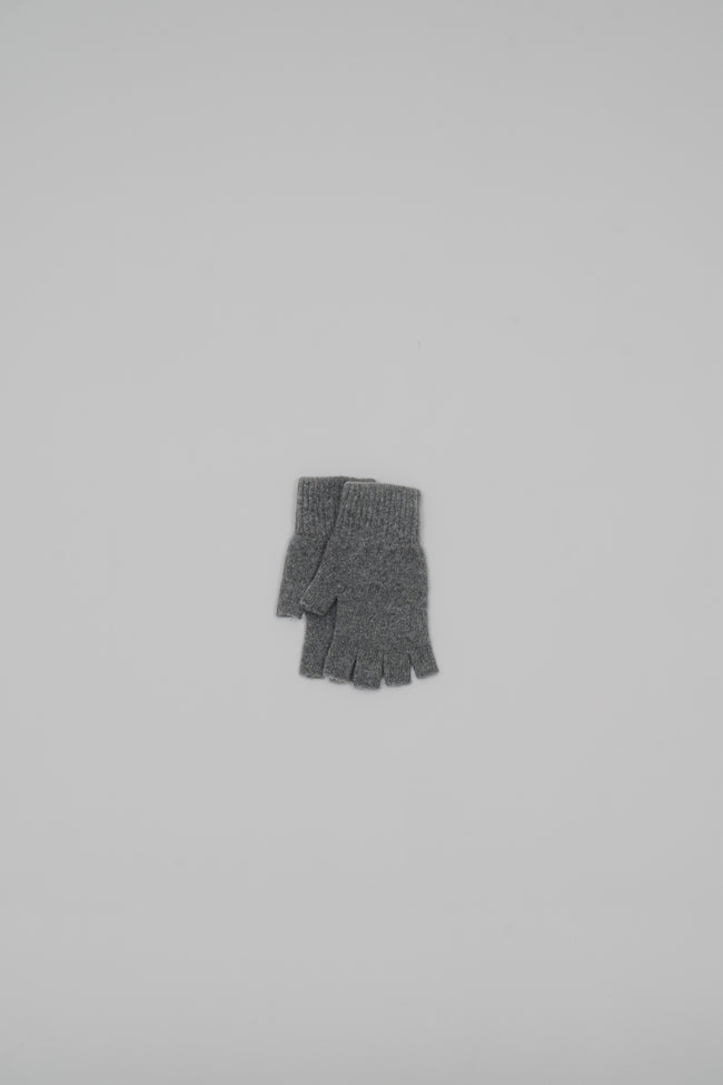 Fingerless gloves