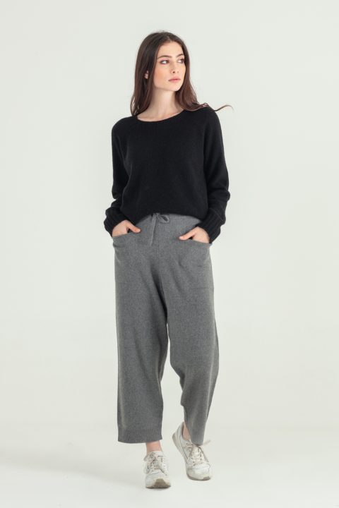Pantalone con tasche