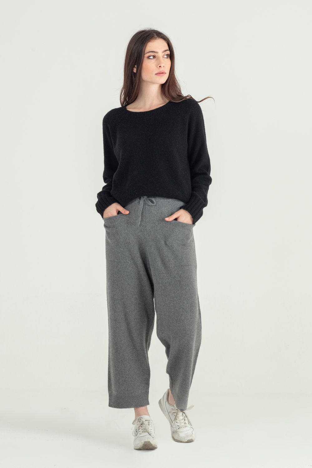 Pantalone con tasche