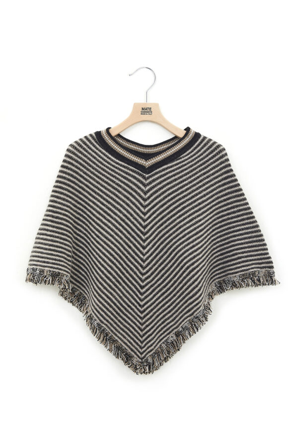 8001po Poncho Frange Nero